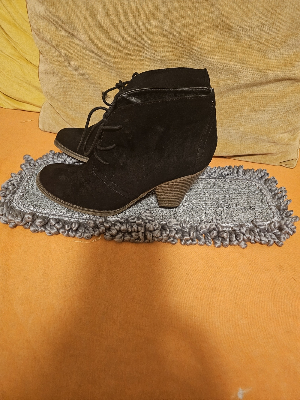 BCBGeneration Shayna Black Lace Up Block Heel Booties Size 8